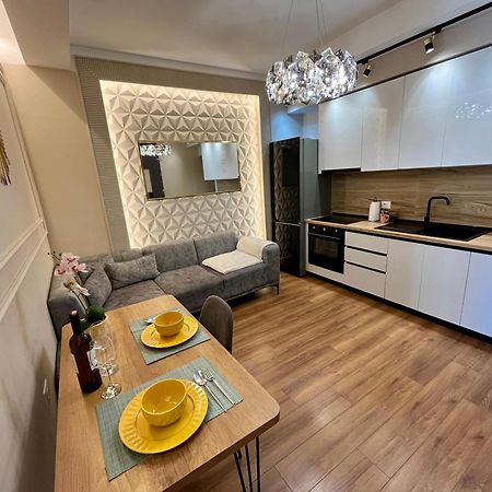 City Center Cozy Apartment Tirana Bagian luar foto