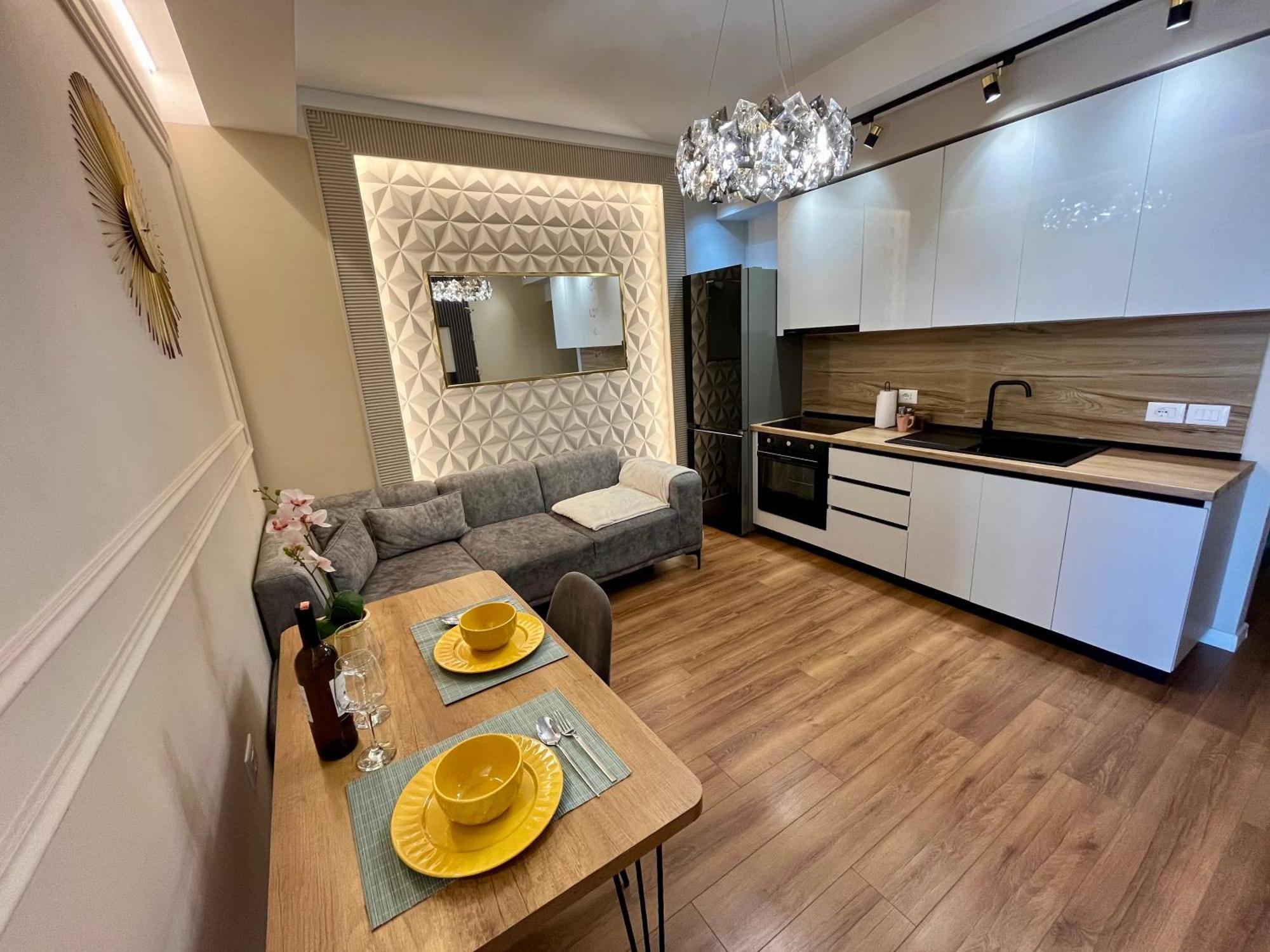City Center Cozy Apartment Tirana Bagian luar foto
